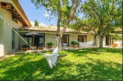 Huge family home in privileged residential area of La Zagaleta