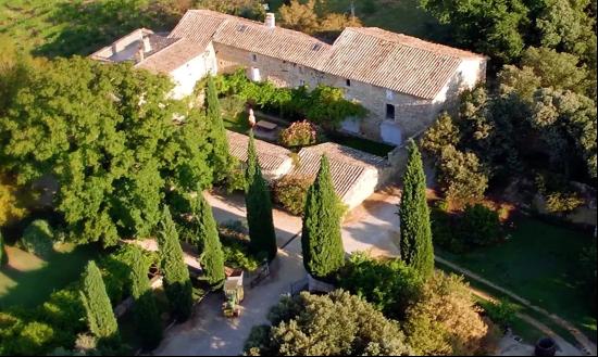 WINE PROPERTY in Drôme Provençale, 29 ha of AOP Grignan-les-Adhémar and AOP Côtes du Rhôn