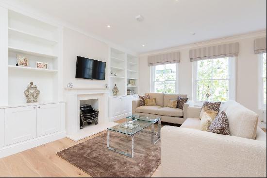 3 bedroom apartment to rent in Bayswater, W2.