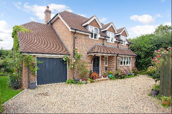 A fantastic four bedroom family home situated in the picturesque village of Plaxtol.