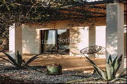 Tenuta le More, exclusive villa with typical Apulian trullo