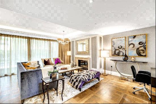 A 2 Bedroom flat,  with concierge, for sale in Belgravia, SW1.