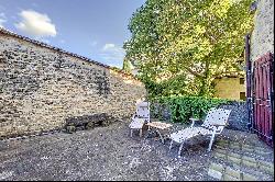 UZES - Charming stonebuilt house