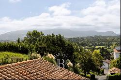 SAINT JEAN DE LUZ, SOUTH-FACING APARTMENT WITH MOUNTAINS VIEW