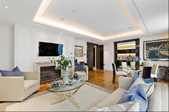 A 2 bedroom lateral apartment For Sale in Ebury Square, Belgravia, SW1.
