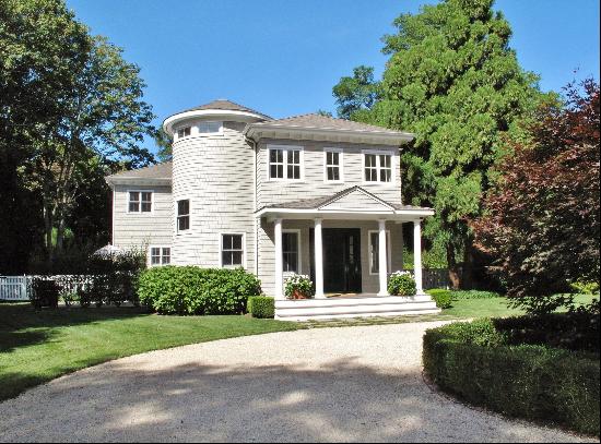 2654 Montauk Highway, Bridgehampton, NY, 11937