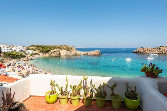 Exclusive seaside bungalow in Menorca