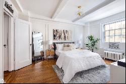 16 PARK AVENUE 5B in Murray Hill Kips Bay, New York