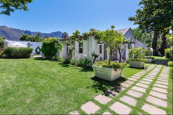 58 Brommersvlei Road, Cape Town, SOUTH AFRICA