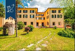 Luxury hotel in an ancient villa for sale in Marina di Massa, in Versilia