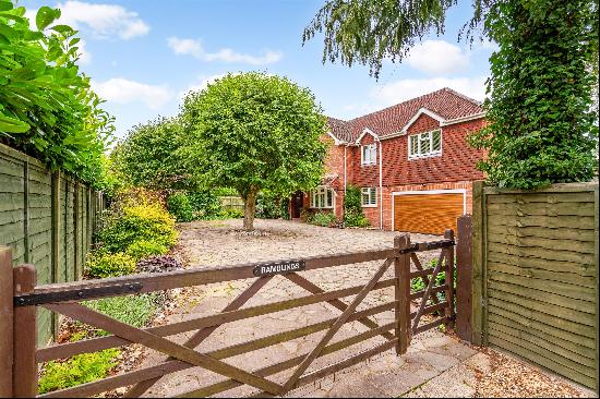 5 bedroom home with substantial 3 bedroom annexe in a premiere setting close to the town c