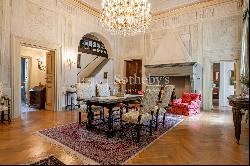 Finely restored apartment near Piazza Anfiteatro in Lucca