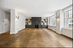 An elegant three-bedroom apartment on Kensington Church Street