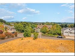 525 NW Mt Bachelor St, McMinnville OR 97128