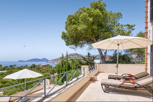 Luxurious villa with views to the sea and the Dragonera in Port d'Andratx, Mallo