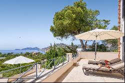 Luxurious villa with views to the sea and the Dragonera in Port d'Andratx, Mallo