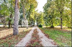 Delightful C18th Chateau with 5 Hectare Estate near Bergerac