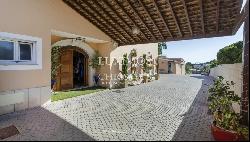 Magnificent 3 bedroom villa with sea view for sale in Olhão, Algarve
