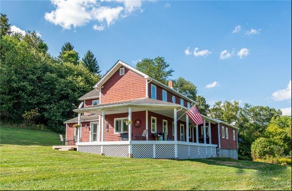 179 Clydes Rd, Burgettstown PA 15021