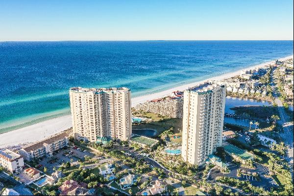 Large Rental-Restricted Condo With Endless Gulf Views And Amenities  