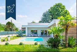 Luxury villa with a garden just ten km from Malpensa's international airport