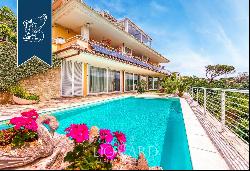 Wonderful villa with a pool for sale in Castel Gandolfo