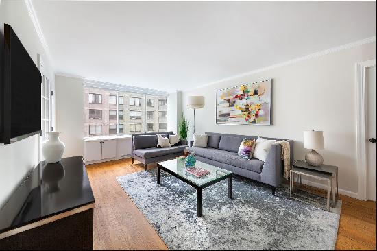 Perched high on the 26th floor, this rarely-available South-facing 2 bed/2 bath G-line res