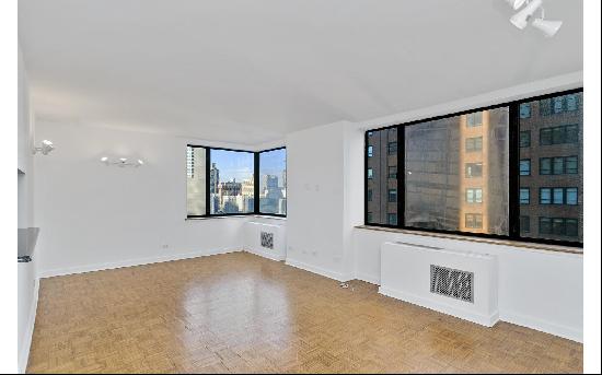 Located in the heart of culturally dynamic and thriving Lincoln Center, this stunning conv