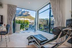 HIGGOVALE OASIS WITH EXQUISITE VIEWS OF TABLE MOUNTAIN