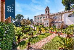 Refined historical estate for sale in San Benedetto del Tronto, in the Marche region