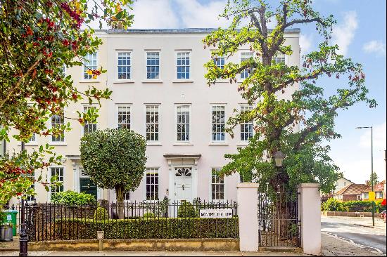 A refurbished seven bedroom, Grade II* listed, end-of-terrace, Georgian townhouse featurin