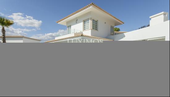 Fantastic 7-bedroom villa with pool, for sale in Almancil, Algarve