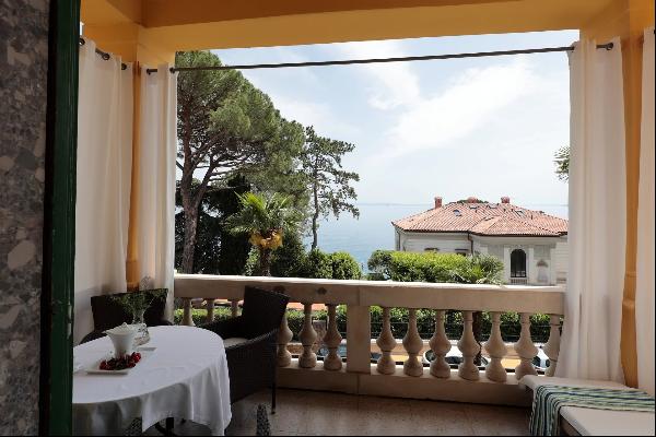 Apartment in a historic villa, 2nd row to the sea - Opatija