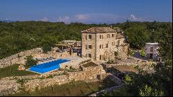 BEAUTIFUL STONE VILLA WITH PRIVATE POOL - ISLAND OF KRK