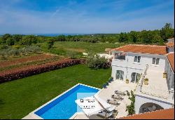 LUXURY PALAZZO STYLE VILLA IN ISTRIA WITH POOL AND SEA VIEW