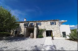 CHARMING ISTRIAN STONE HOUSE NEAR PORE