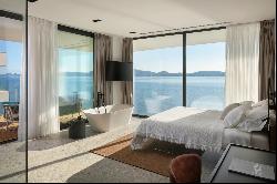 WATERFRONT EXCLUSIVE VILLA - ZADAR