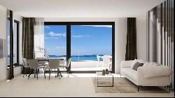 MODERN DUPLEX APARTMENT FIRST ROW TO THE SEA