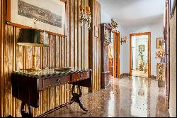 Exclusive 367 sqm apartment in one of most sought-after areas of Seville
