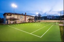 ISTRIAN STONE HOUSE WITH POOL AND TENNIS COURT