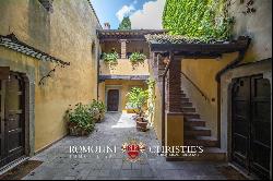 Chianti - FORMER CONVENT WITH POOL AND OLIVE GROVE FOR SALE 30' FROM FLORENCE