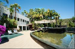 Villa for sale in Barcelona, Sitges, Sitges 08870