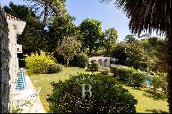 ANGLET CHIBERTA, 230 M² HOUSE WITH POOL AND POOL-HOUSE