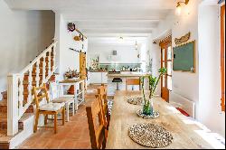 Fully renovated rustic property in Olivella, Barcelona.
