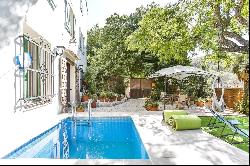 Fully renovated rustic property in Olivella, Barcelona.