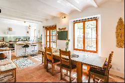 Fully renovated rustic property in Olivella, Barcelona.