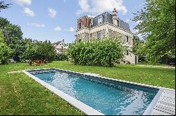 House of 300 sq. m on garden 1200 sq. m - 6 bedrooms - pool - Near Rambouillet