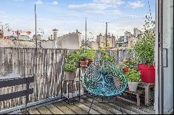 Top floor with terrace at Saint-Germain-des-Prés