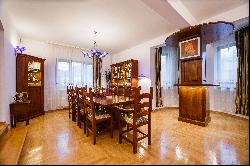 House 3, tourist guesthouse in Oradea