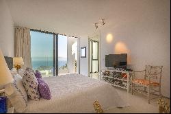 Luxury Villa with Sea Views in